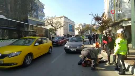 Bursa'da yaşlı kadına çarpan araç sürücüsü biran olsun yanından ayrılmadı