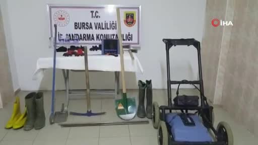 Bursa'da kaçak kazı yapan 5 şüpheli yakalandı