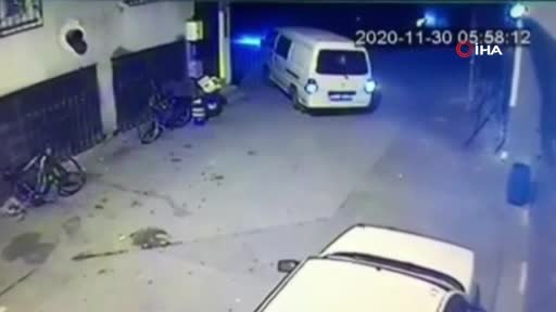 Bursa'da arabasını çalan hırsızı böyle kovaladı