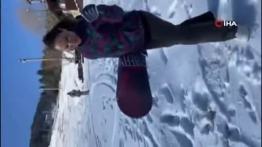 Hülya Avşar Bursa'da kayak yaptı