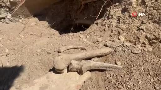 Bursa'da Bizans dönemi mezarları ve insan kemikleri bulundu