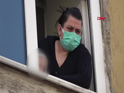 Bursa'da darbedilip eve kilitlenen kadın ile çocuğu kurtarıldı