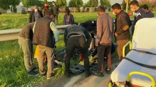 Bursa'daki kazada baba ve oğlu yaralandı