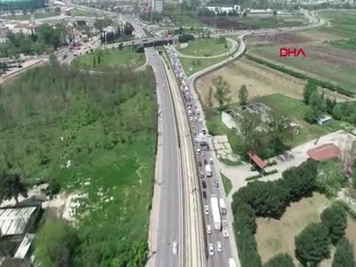 Bursa'da kontrol noktasında 5 kilometrelik araç kuyruğu oluştu