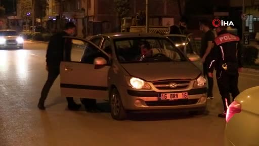 Bursa'da durdurulan araçta sigara paketinden uyuşturucu çıktı