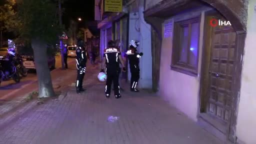 Bursa'da metruk binalara 100 polisle baskın
