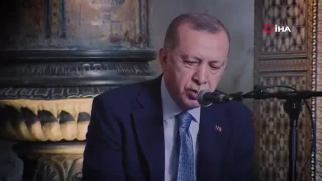 Cumhurbaşkanı Erdoğan hafızlık icazet töreninde Kur'an-ı Kerim okudu