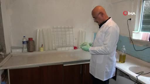 Bursa'da evinde ürettiği sabunları Almanya'ya ihraç ediyor