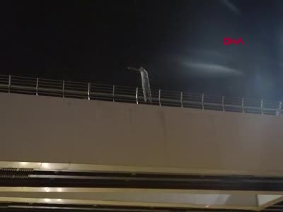 Trafiği kapatan intihar girişimi!