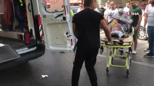 Bursa'da geri manevra yaparken kadına çarptı