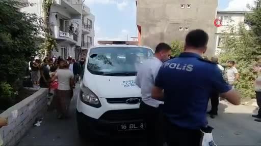 Bursa'da akıl hastanesinden belediyeye ait çakarlı araçla kaçtı, polis ekipleri kovaladı