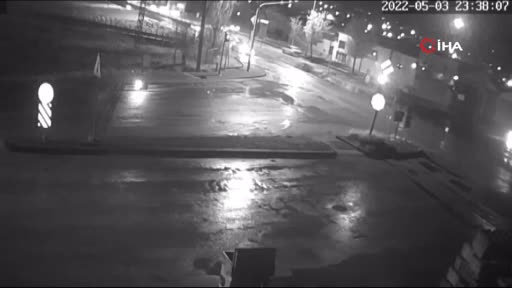 Ankara'da 1 kişinin öldüğü 7 kişinin de yaralandığı kaza kamerada
