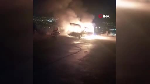 Muğla'da elektrik tesisatından çıkan yangın otomobili küle çevirdi