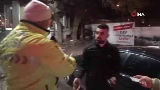 Bursa'da uygulama noktasından kaçan sürücü çıkmaz sokakta yakalandı
