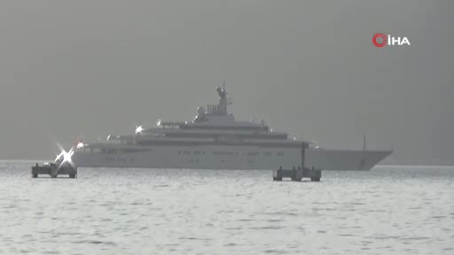 Rus iş insanı Abramoviç'in dev yatı Bodrum'da