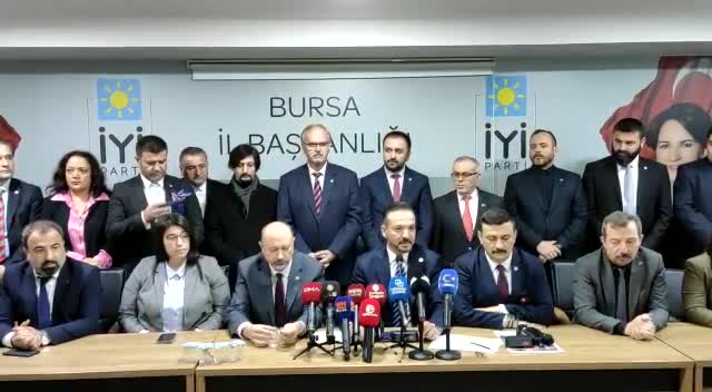 İYİ Parti Bursa'da devir teslim töreni