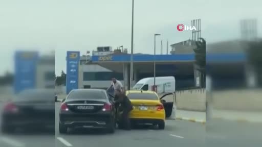 Göz göre göre taksiciyi ezmeye çalıştı!