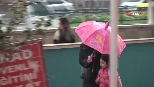 Bursa'da sağanak etkili oldu!