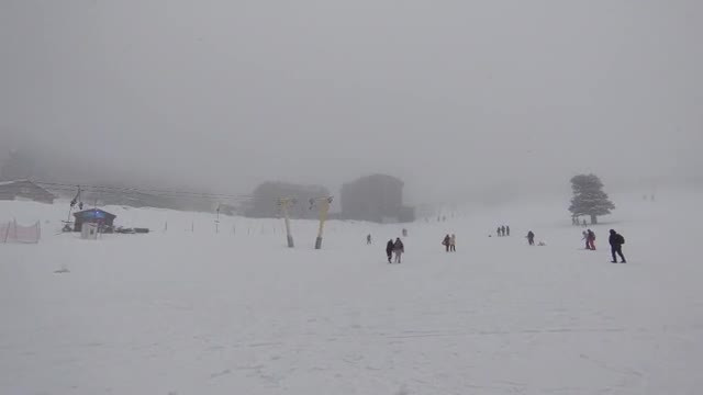 Uludağ'da kar yağışı devam ediyor! -2