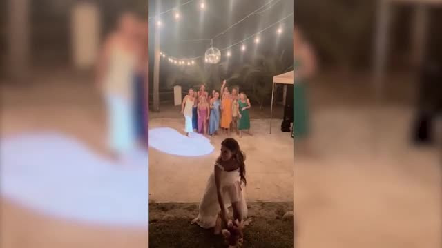 Düğün dansı kontrolden çıktı!