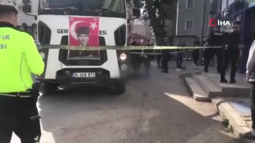 Bursa'da yaşlı bir kadın çöp kamyonunun altında kalarak hayatını kaybetti