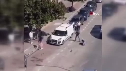 Bursa'da kız kardeşini tehdit eden akrabasını bıçakladı