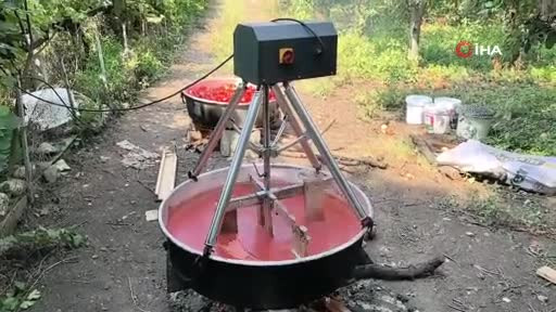 Bursa'da salça karıştırma motoru üretti, kazaların önüne geçti!