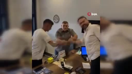 Otomobil pazarında kavga gibi pazarlık