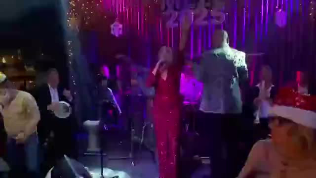 Ayşen Birgöl ile yeni yıla merhaba