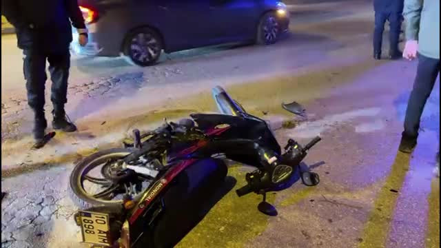 Balıkesir'de trafik kazası: 2 kişi yaralandı &nbsp;