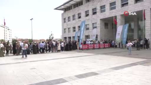 Bursa'da ücretsiz dağıtılıyor! Kuyruk oluştu