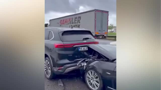 TOGG ile Mercedes çarpıştı! Kazayı gören herkes aynı yorumu yapıyor...