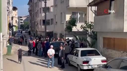 Bursa'da çöpten kavga! 1'i ağır 3 yaralı
