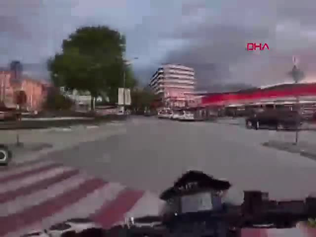 Bursa'nın kalbinde akılalmaz görüntüler! Canları hiçe saydılar!