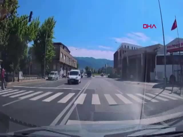 Bursa'da bu görüntüyü izleyen herkes aynı tepkiyi verdi!