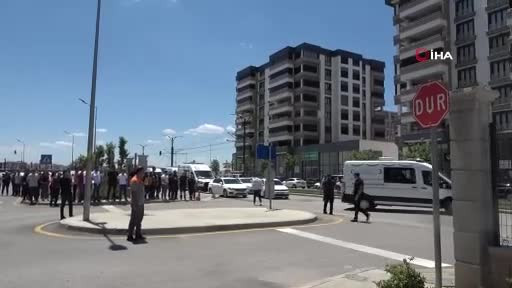 Yok böyle bir acı! Karşısında 3 tabut vardı...
