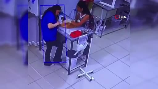 Köpeği için geldi, acilde bitti: Bursa'da veterinerde şok anlar