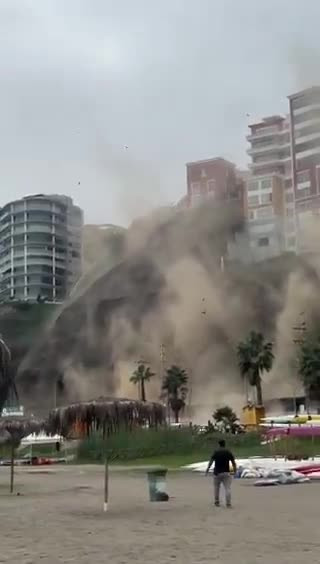 Peru'da 5.6 büyüklüğünde deprem! Ölü ve yaralılar var...