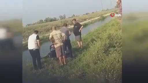 Kanala devrilen otomobil, baba ve kızına mezar oldu!