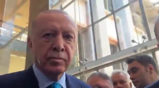 Cumhurbaşkanı Erdoğan'dan asgari ücrete ara zam sorusuna yanıt!