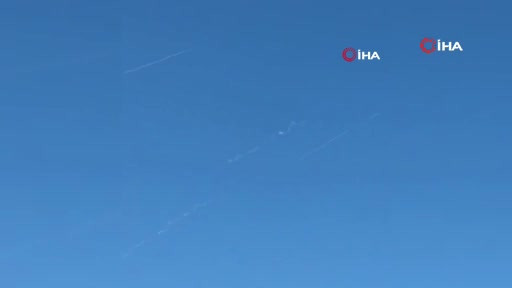 İran, İsrail'e yönelik 15'inci saldırı dalgasının başlattı