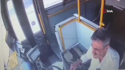 Otobüs şoförüne direksiyon başında silahlı saldırı: O anlar kamerada