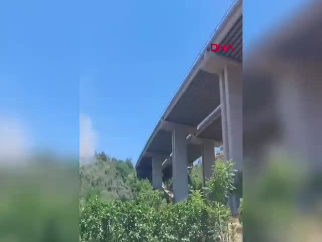 Bursa'da alevler köye sıçradı! Bölge tahliye ediliyor...