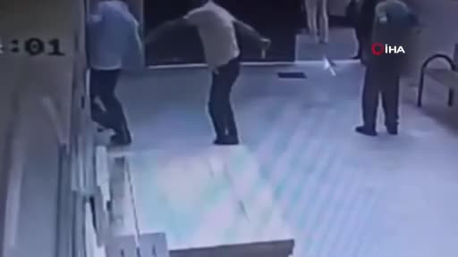 Camide kan döküldü! O anlar kamerada...