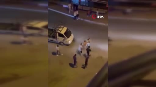 Kadınlara rahatsızlık verdiği iddia edilen şahsa mahalle dayağı