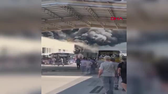 Bursa'da fabrikada büyük yangın! Gökyüzü kapkara oldu...