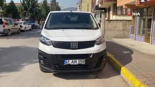Bayiden sıfır araç aldı, 4 bin 200 lira ceza yedi!
