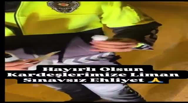 Sınava girmeden ehliyet aldı, utanmadan zarfı polise açtırdı!