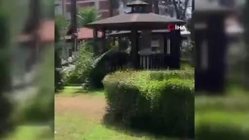 Kocasını bir kadınla bastı! Sonrası kamerada