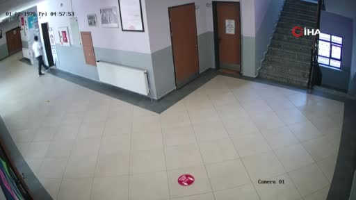 Okulda bıçaklı saldırı! Sahte adres beyanı kabul edilmeyince...